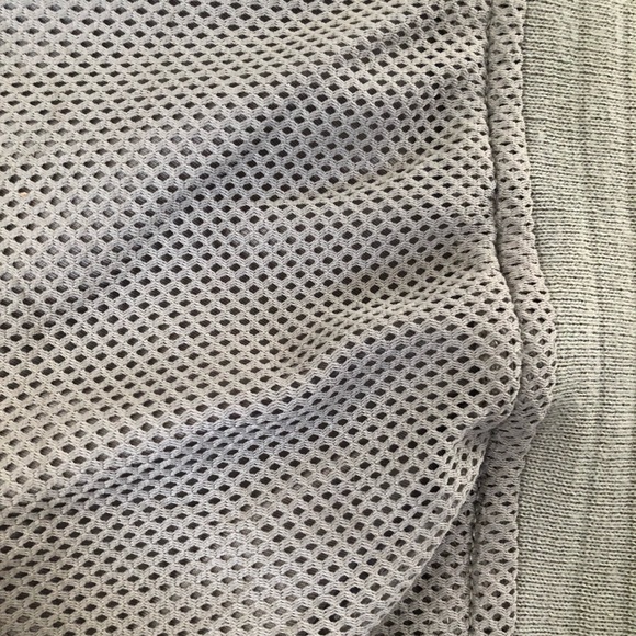 IZOD XFG Men’s Golf Pullover, SZ L, Like New - Picture 8 of 8